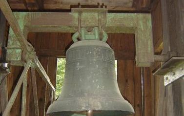 Dzwony odlane w 1455 r. i 1487 r. 